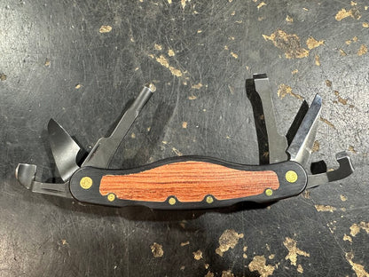Carvin’ Jack Multi-Tool Wood Carving Knife