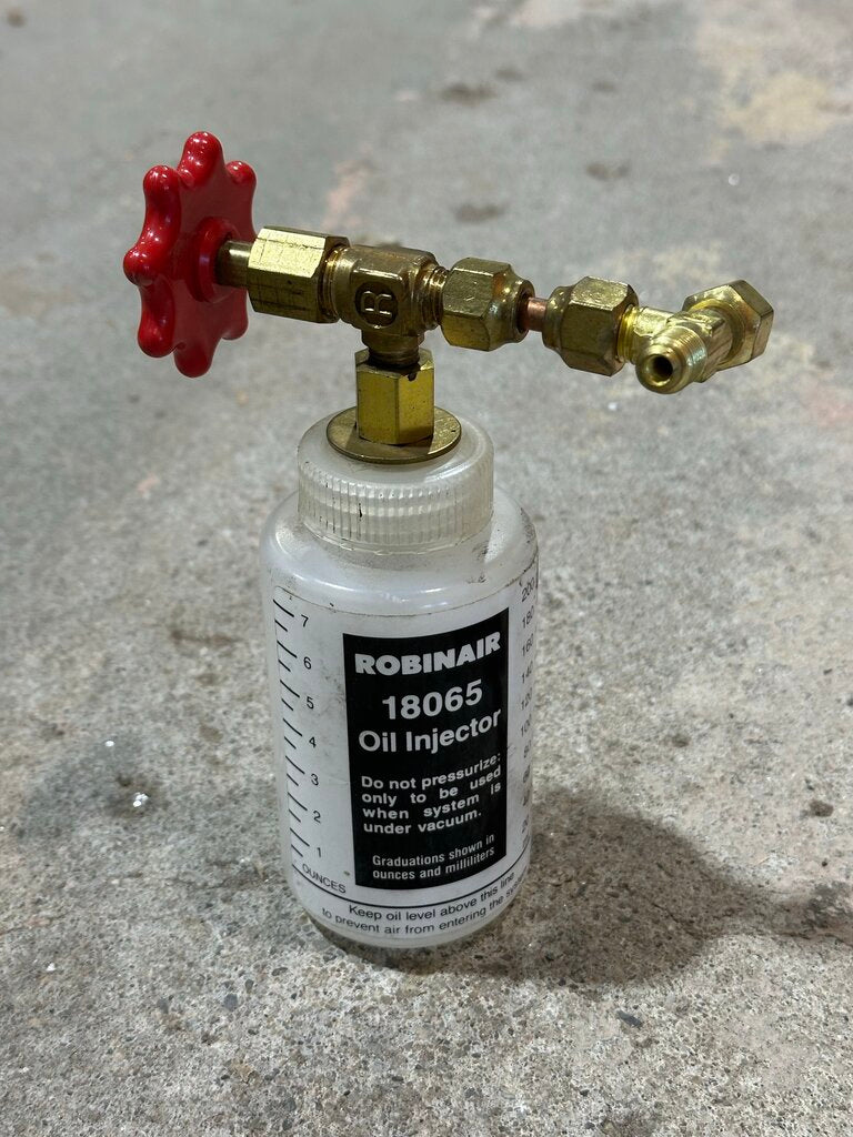 Vacuum Oil Injector With Brass Valve Assembly & Additional Injector