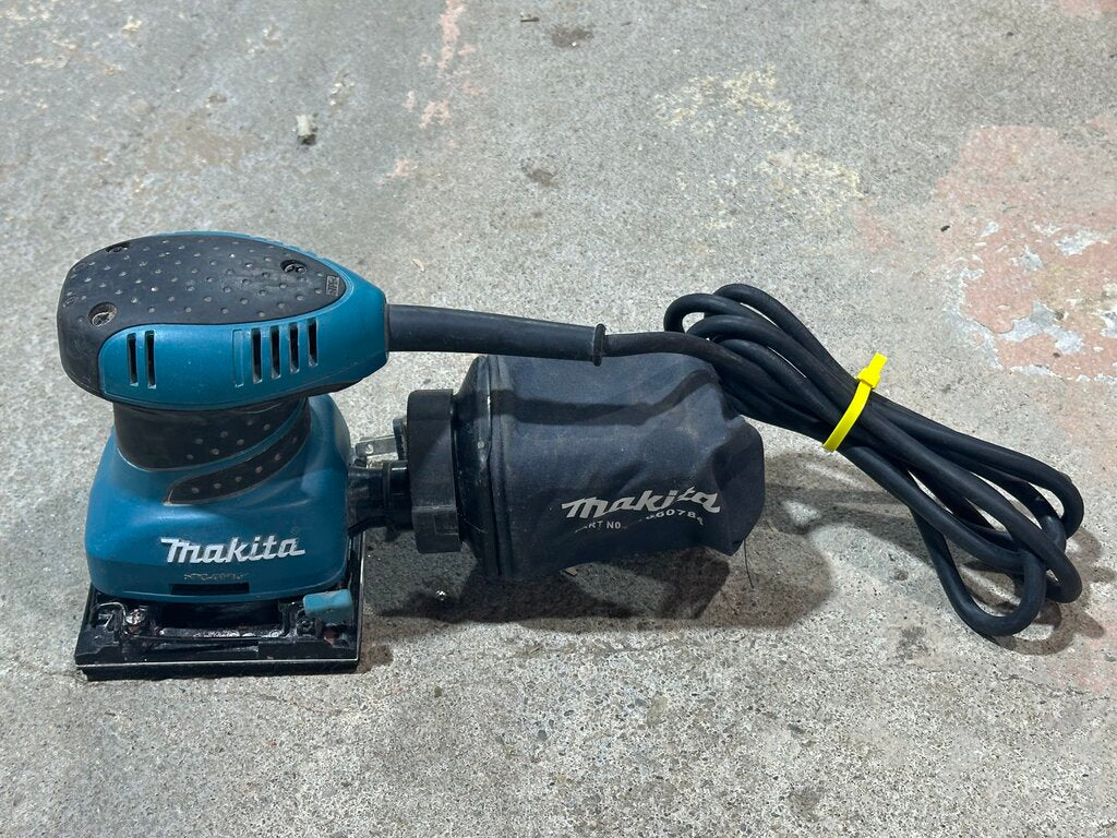 Corded 1/4 Sheet Finishing Sander