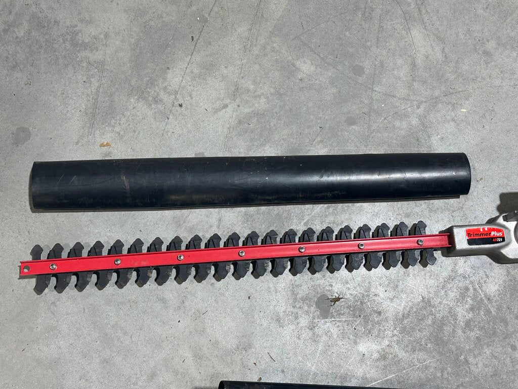 Attachment Capable Gas Hedge Trimmer / Edger