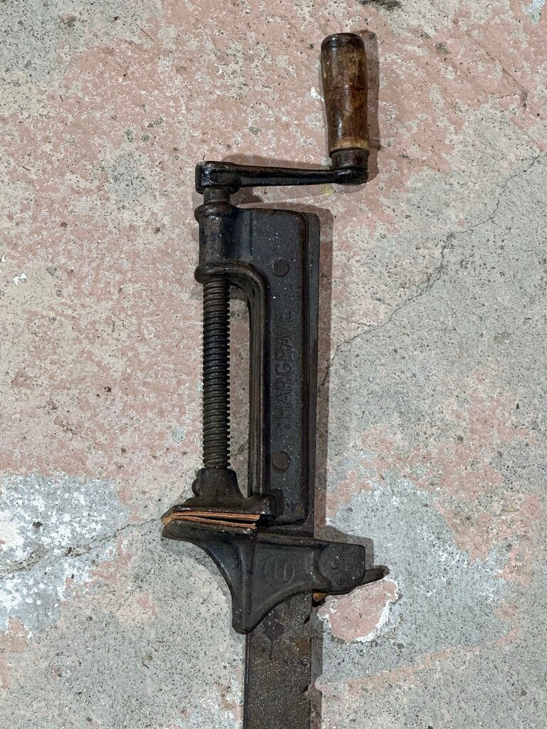 Heavy-Duty Steel Bar Clamp