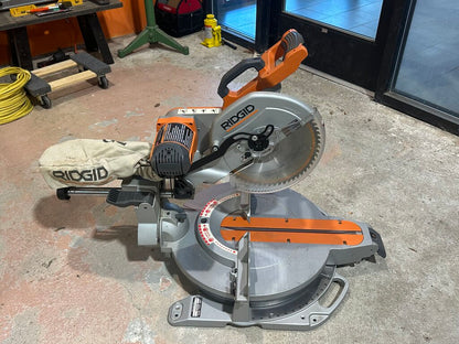 Corded Dual-Bevel Sliding Compound Miter Saw