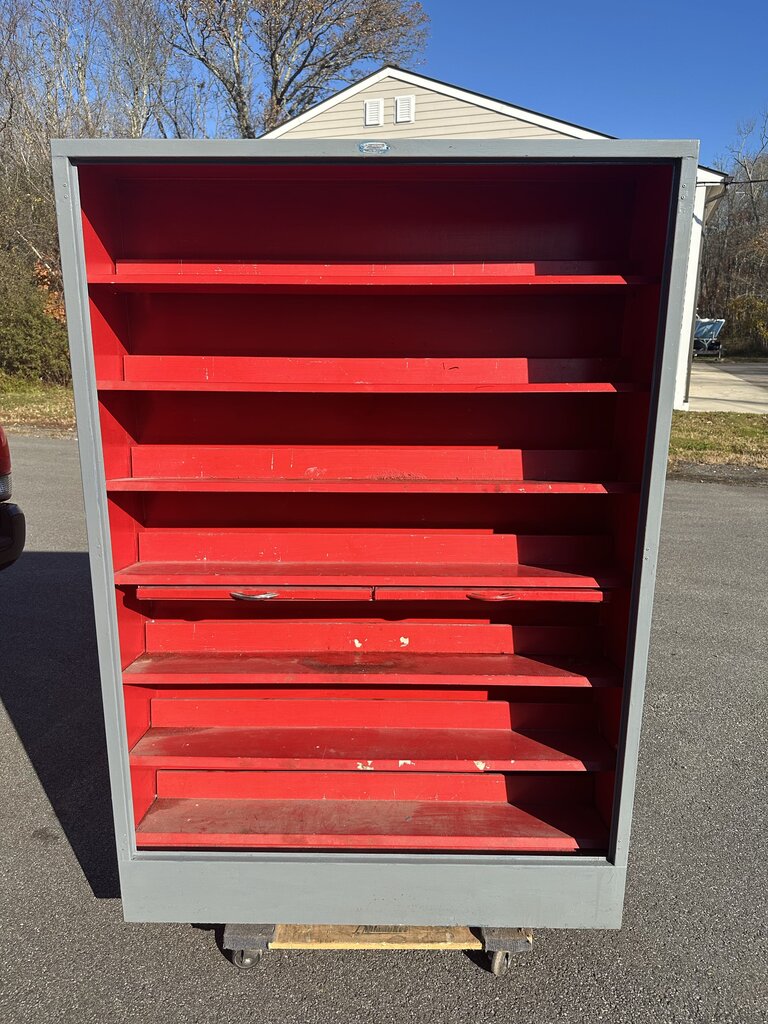 Industrial Storage Cabinet With 2 Pull-Out Work Shelves