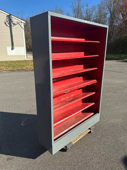 Industrial Storage Cabinet With 2 Pull-Out Work Shelves